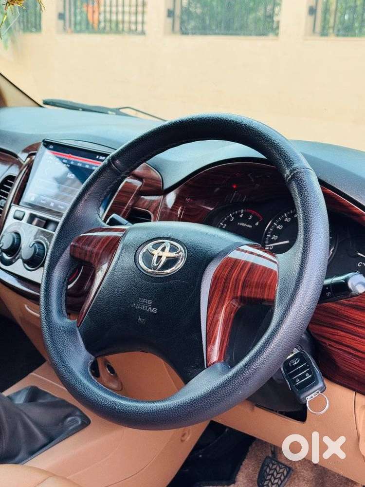 Toyota Innova 2.5 Gx 7 Str Bs-iii, 2012, Diesel