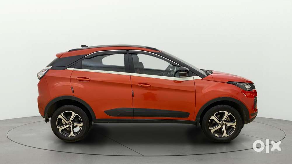 Tata Nexon 1.5 Revotorq Xza Plus S Amt, 2023, Petrol