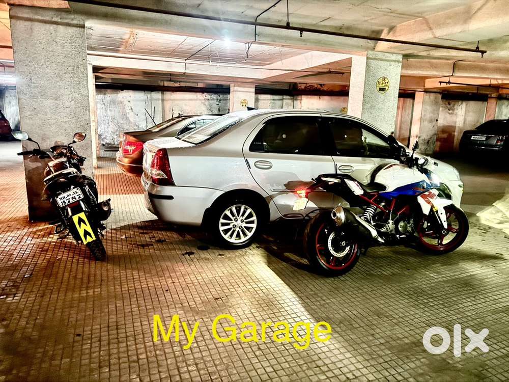 Toyota Etios 1.5 V 2013