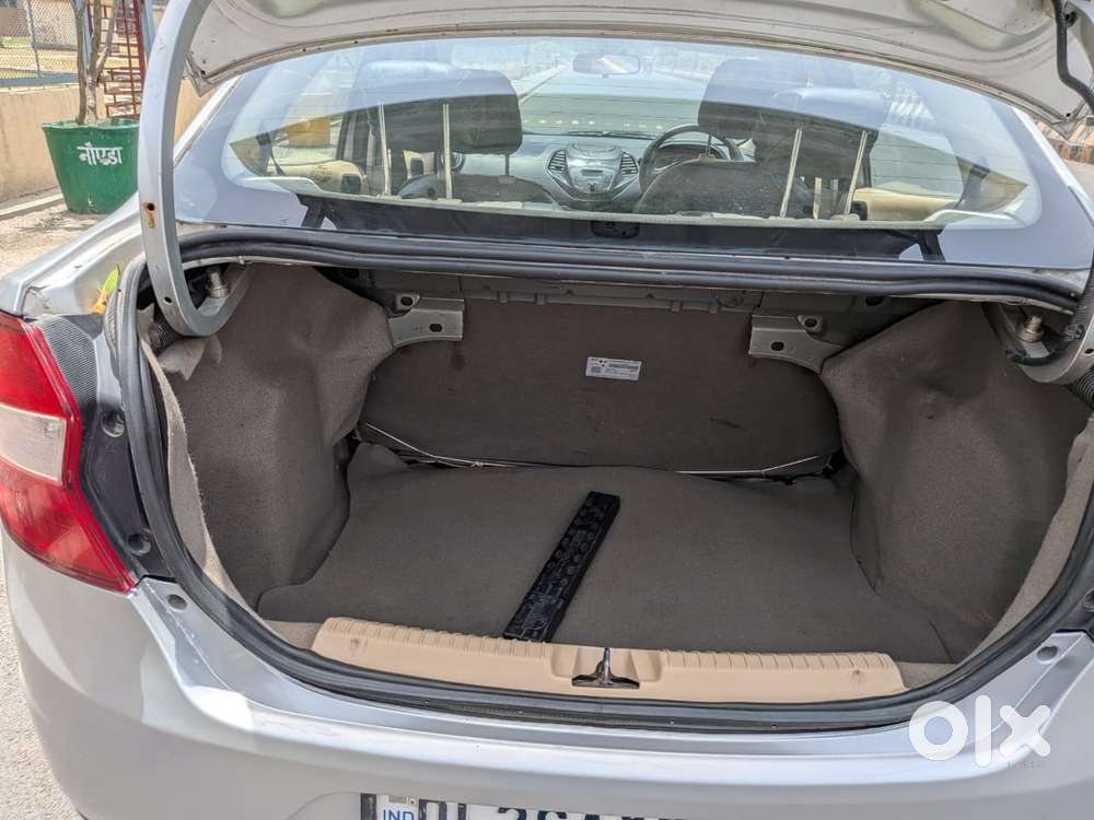 Ford Figo Aspire Titanium Blu, 2017, Petrol