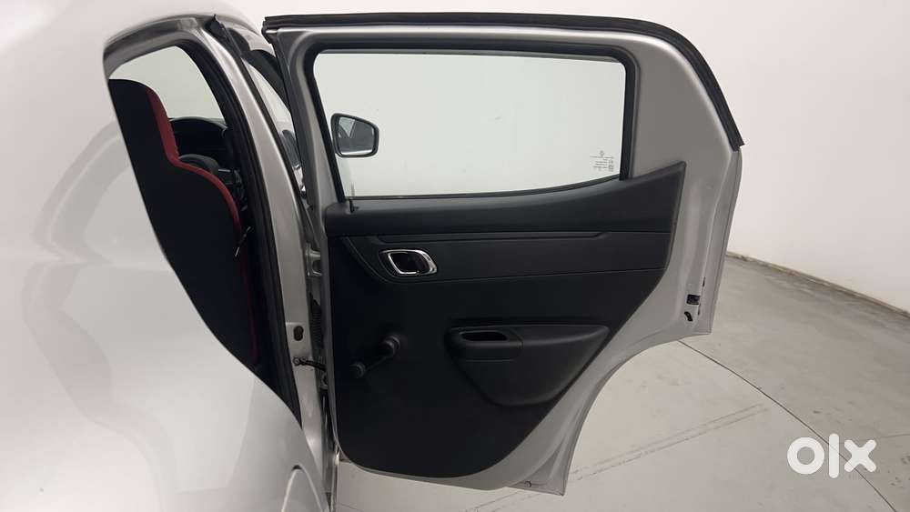 Renault Kwid 1.0 Rxt, 2019, Petrol