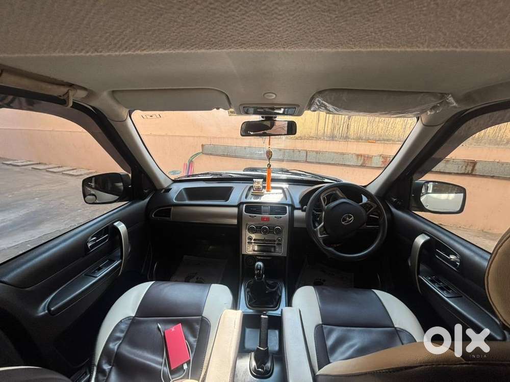 Tata Safari Storme 2017 Diesel 102000 Km Driven