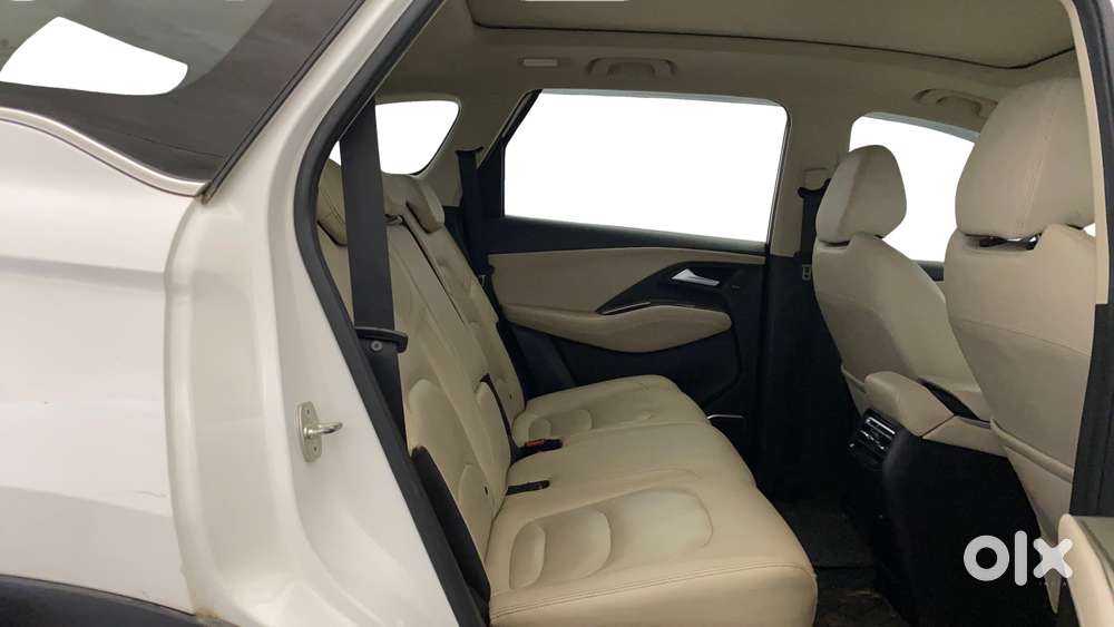 Mg Hector Sharp Pro 1.5 Turbo Cvt, 2023, Petrol