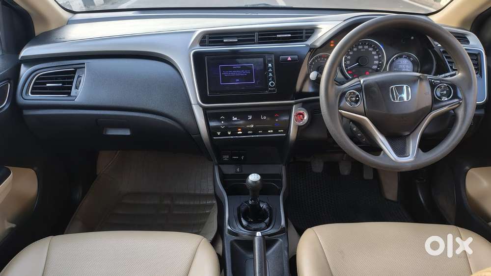 Honda City I-vtec V, 2018, Petrol