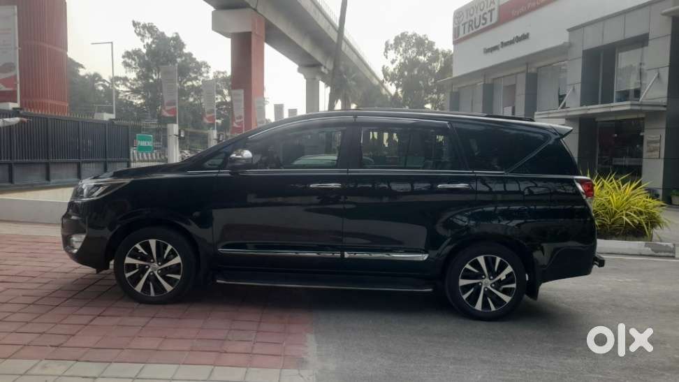 Toyota Innova Crysta Zx 2.4 Diesel 7 Seater, 2025, Diesel