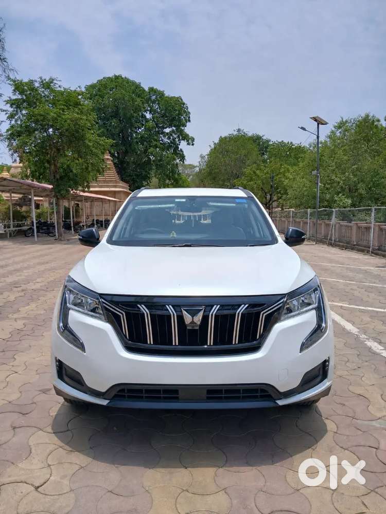 2022 Xuv700 Mx Petrol  25000 Km  Excellent Condition