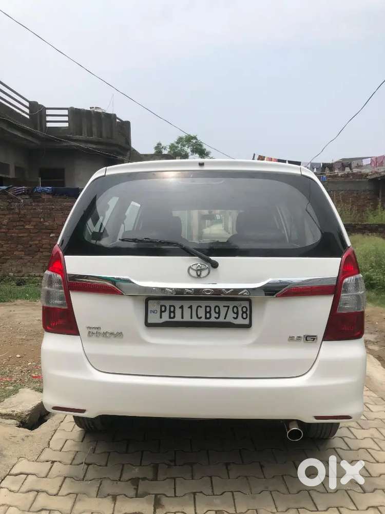 Toyota Innova Diesel 7 2010