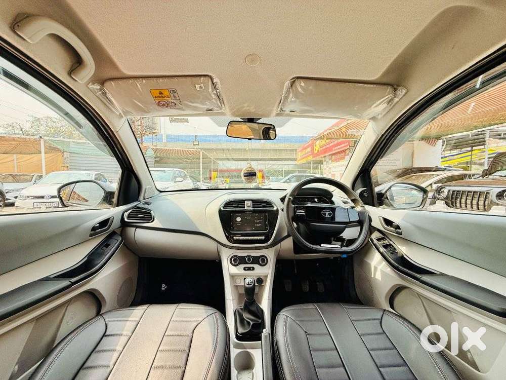 Tata Tiago 1.2 Revotron Xt Rhythm, 2025, Petrol