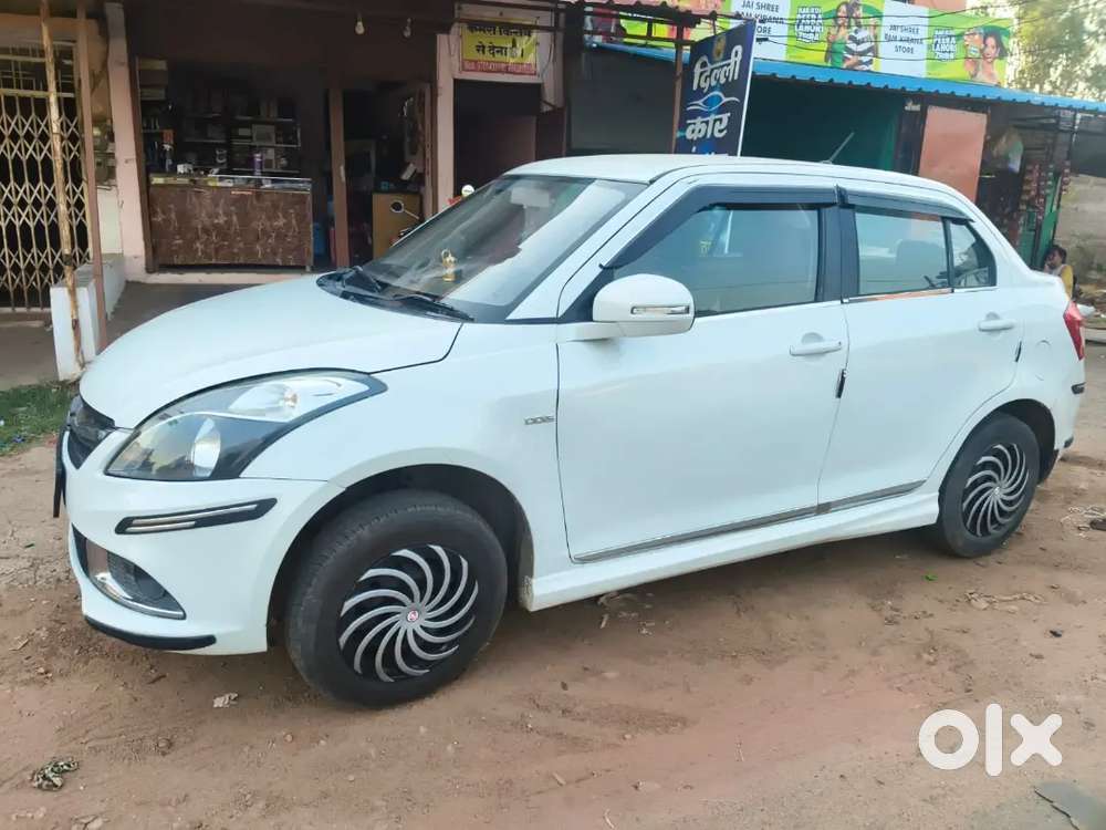 Maruti Suzuki Dzire 2017 Petrol