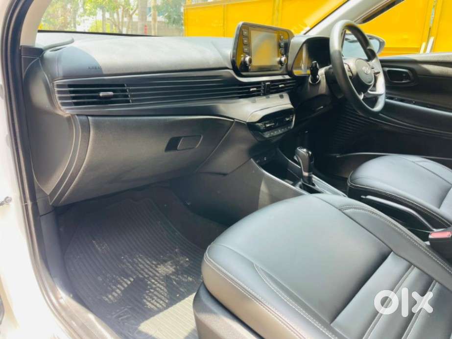 Hyundai I20 Sportz 1.2 Ivt, 2023, Petrol