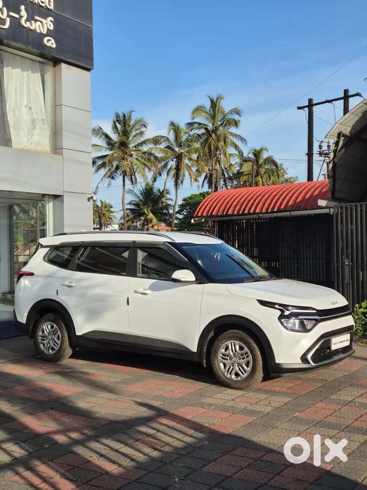 Kia Carens 1.5 Prestige 7 Str, 2023, Petrol