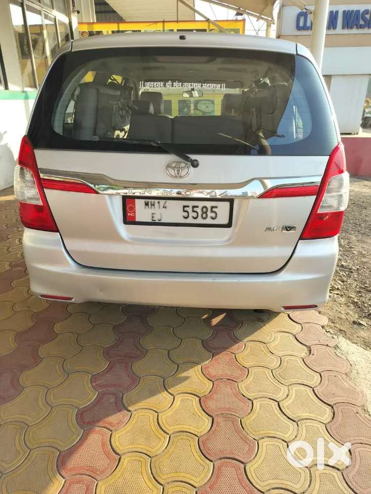Toyota Innova 2014 Diesel Well Maintained