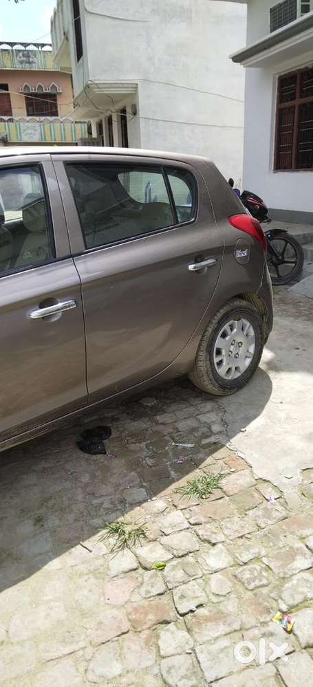 Hyundai I20 Sportz Crdi 2012