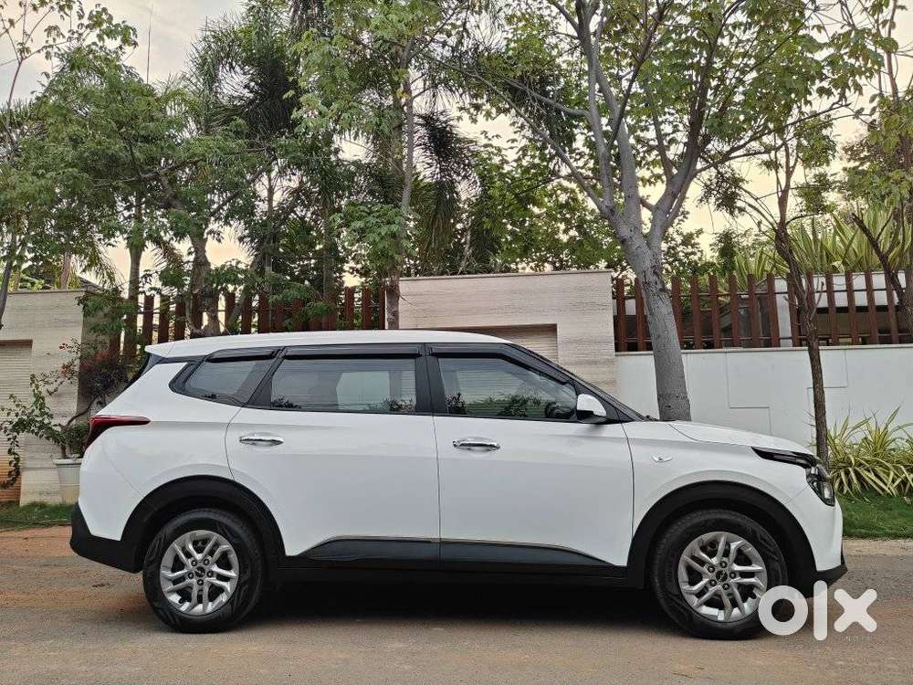 Kia Carens 1.4 Premium 7 Str, 2023, Diesel