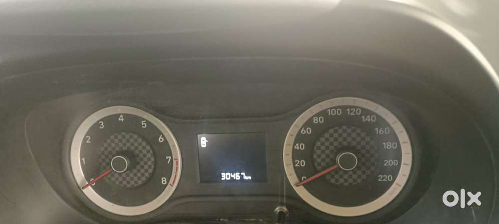 Hyundai Aura Petrol Manual 2021