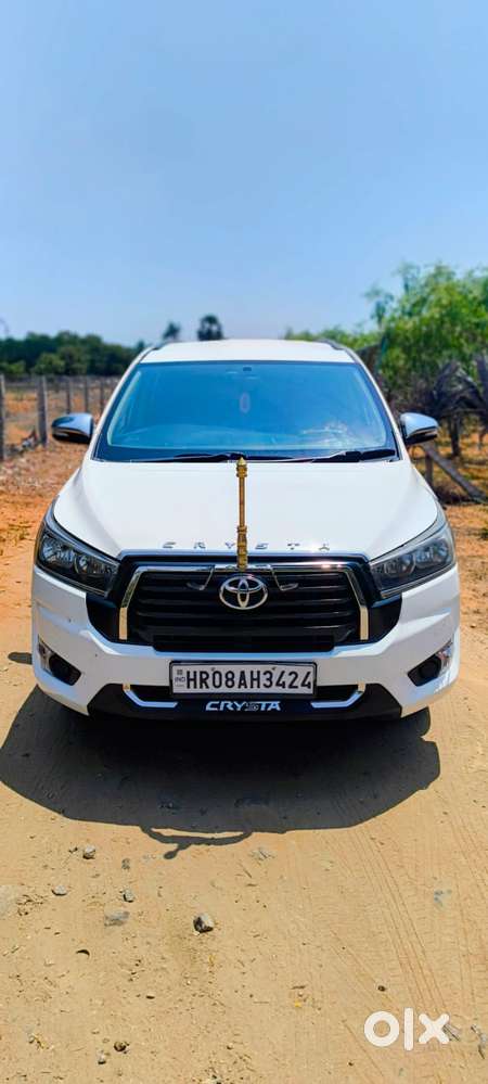Toyota Innova Crysta 2.4 G Mt 8s, 2016, Diesel
