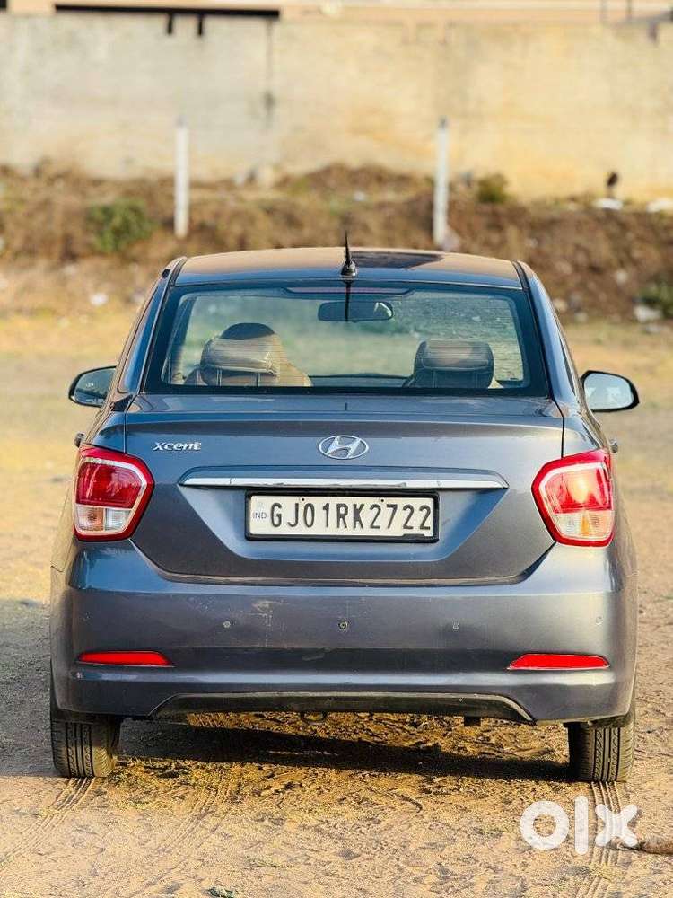 Hyundai Xcent, 2015, Petrol