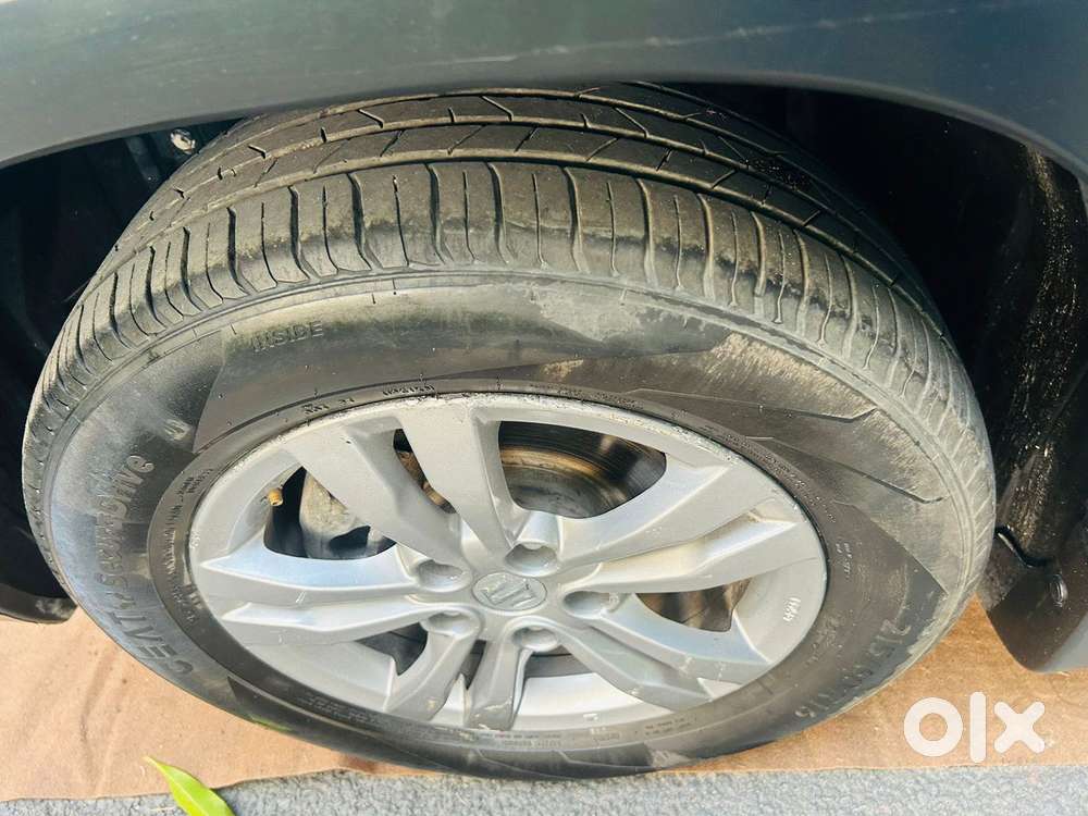 Maruti Suzuki Brezza Zdi Plus, 2017, Diesel