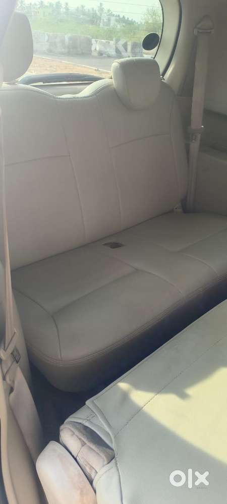 Maruti Suzuki Ertiga Zxi Shvs, 2014, Petrol