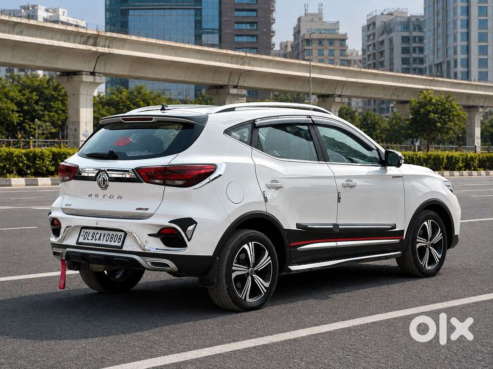 Mg Astor 1.5 Savvy Cvt S Red, 2022, Petrol