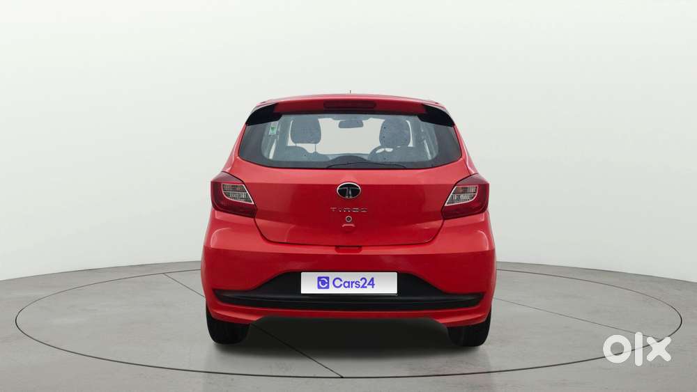 Tata Tiago 1.2 Revotron Xta, 2024, Petrol