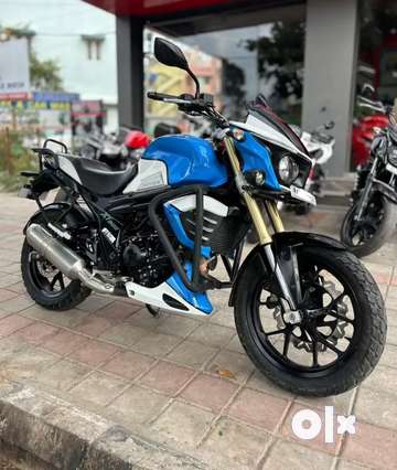 Mahindra mojo xt300 hotsell