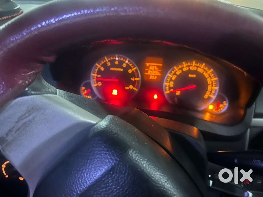 Maruti Swift Vxi 2012