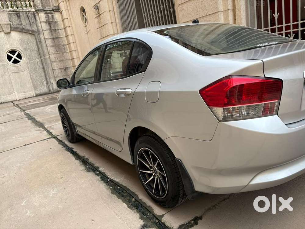 Honda Car Manual 2011