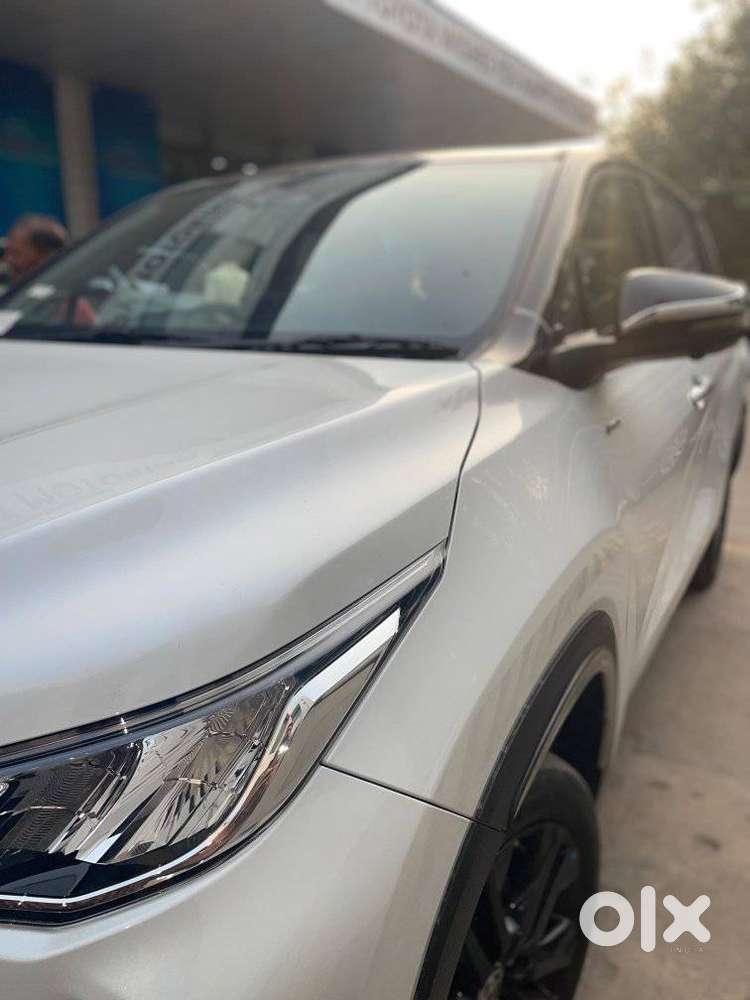 Toyota Innova Hycross 2.0 Zx (o) Hybrid 7 Str, 2026, Petrol