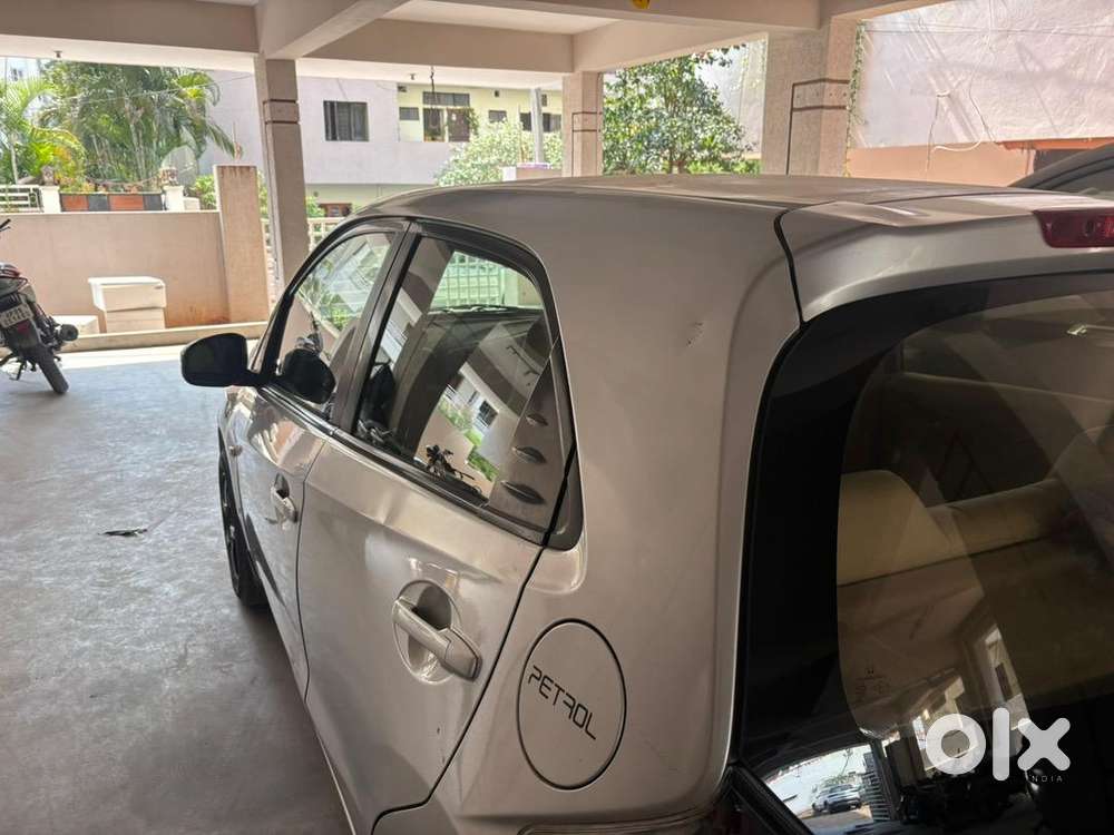 Honda Brio 2012 Petrol Well Maintained