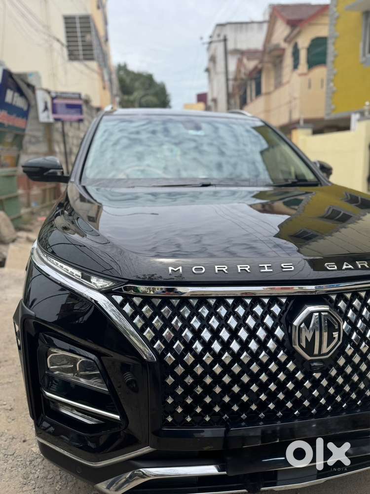 Mg Hector Plus 2025 Registration, 17,000km Only Driven. Top Varient