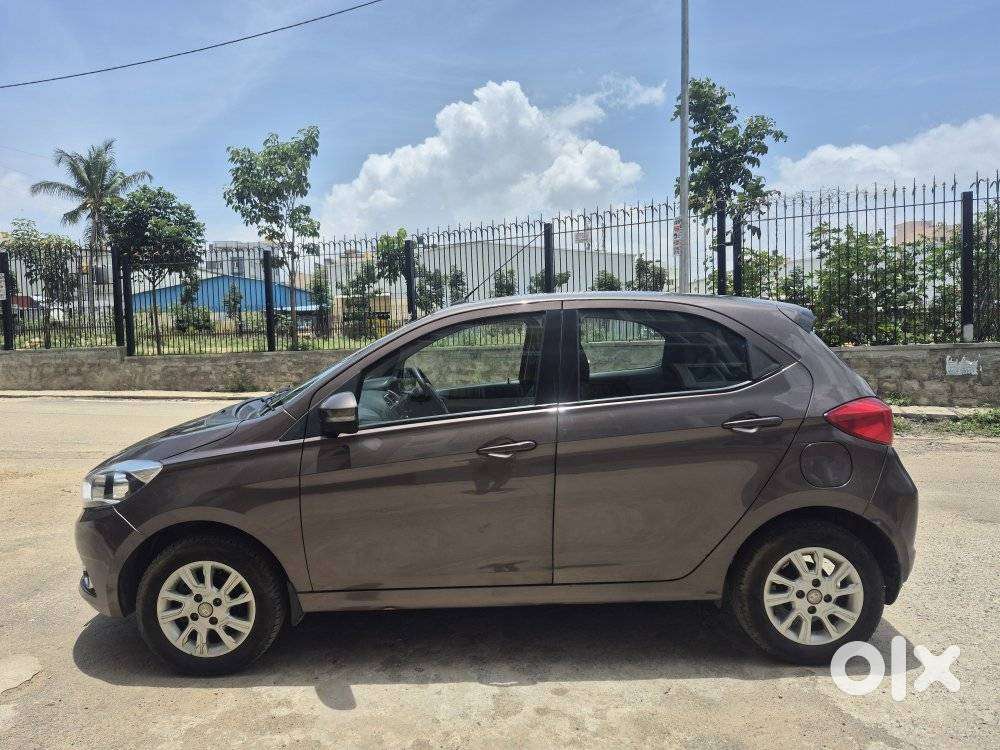 Tata Tiago 1.2 Revotron Xza, 2018, Petrol