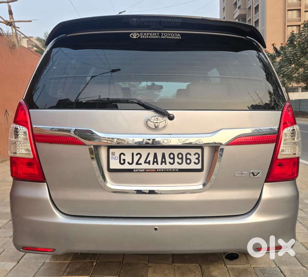 Toyota Innova 2.5 V 8 Str, 2015, Diesel