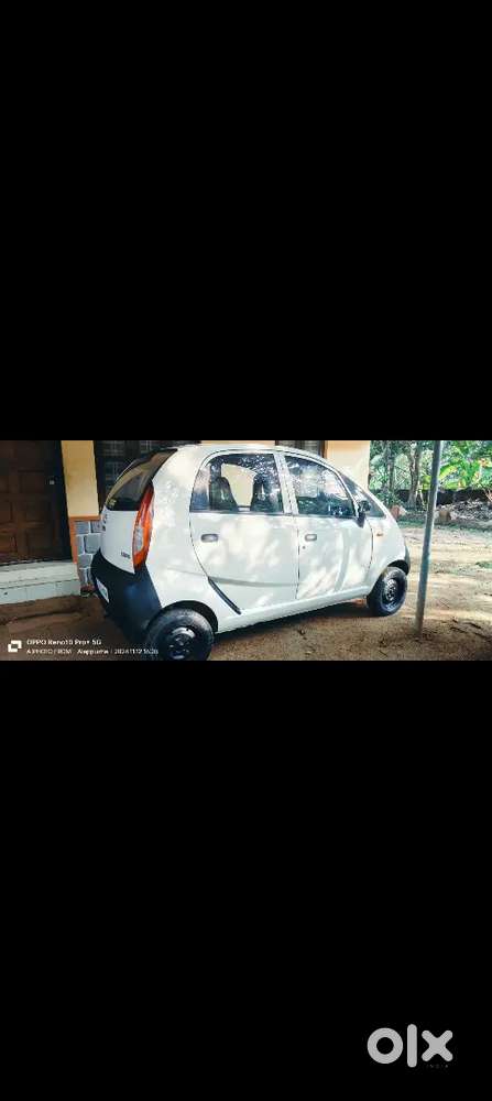 Tata Nano Xe 2010 Car