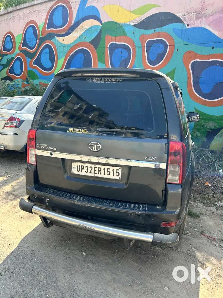 Tata Safari Storme 2013 Diesel Manual Car