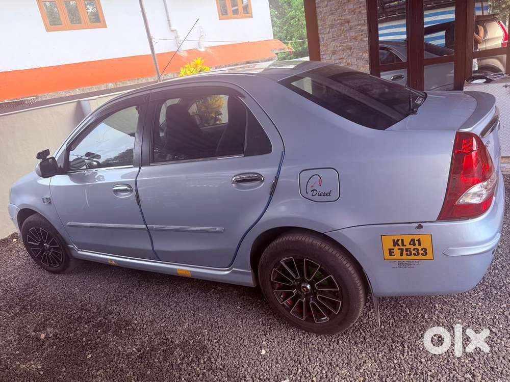 Toyota Etios 2011 Diesel 118000 Km Driven