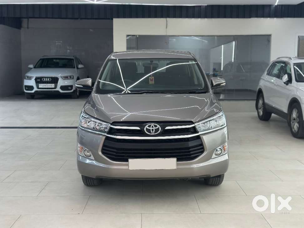 Toyota Innova Crysta 2.8 Gx At, 2017, Diesel