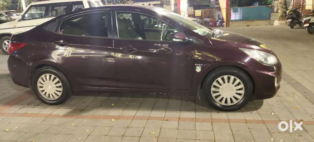 Hyundai Verna 1.6 SX 2011
