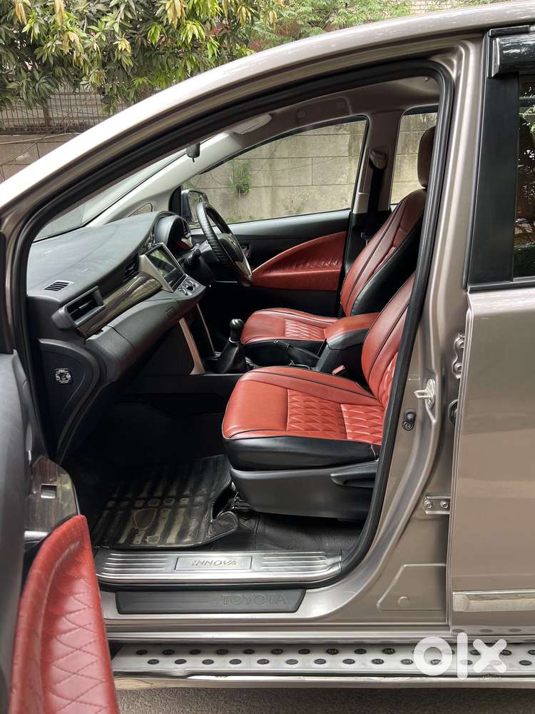 Toyota Innova Crysta