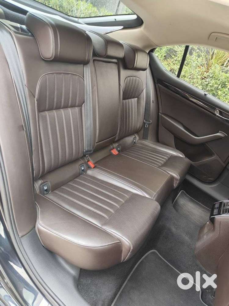 Skoda Superb 2.0 L&k Tsi At, 2020, Petrol