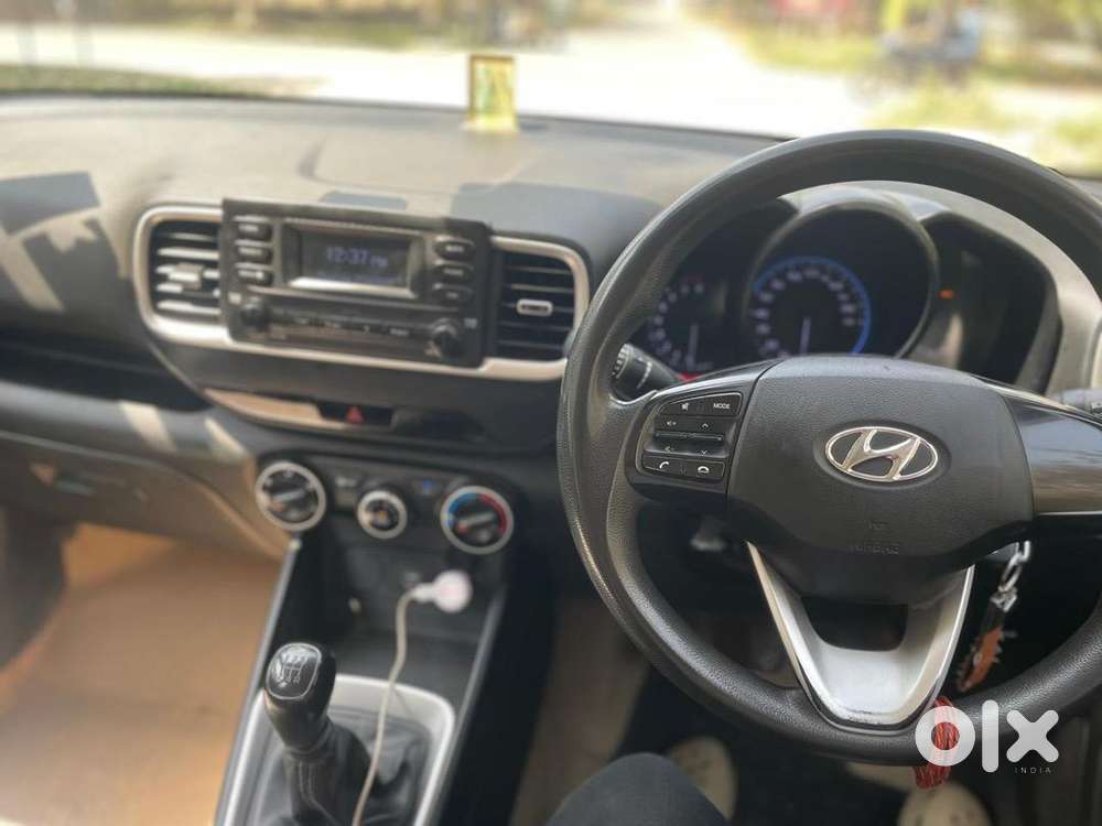 Hyundai Venue 2020 Petrol Good Condition