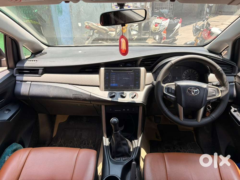 Toyota Innova Crysta 2019