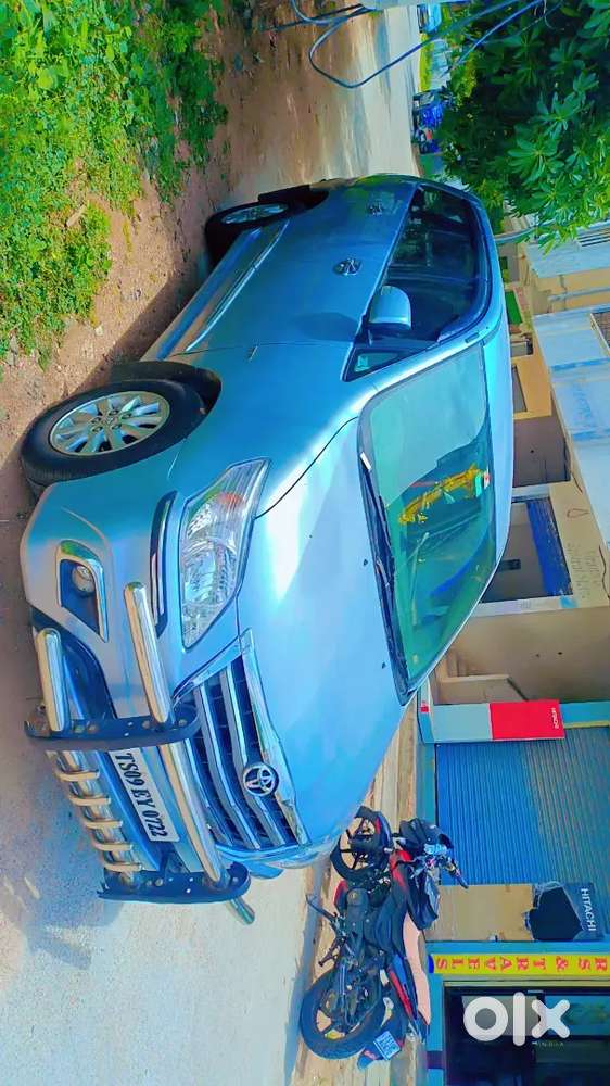 Toyota Innova V Diesel 2014