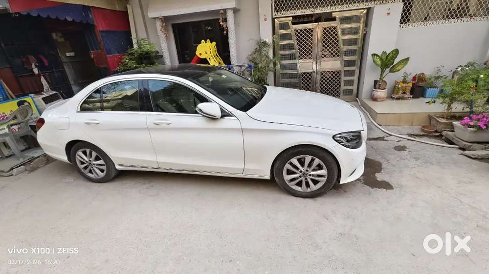 Mercedes-benz C-class 2021