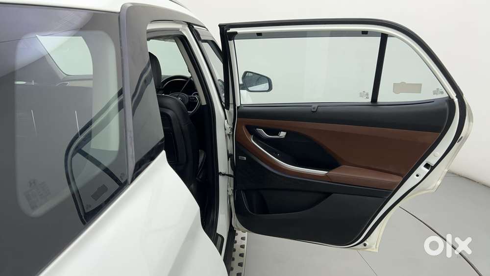 Hyundai Alcazar 1.5 Platinum (o) Diesel At 6 Str, 2022, Diesel