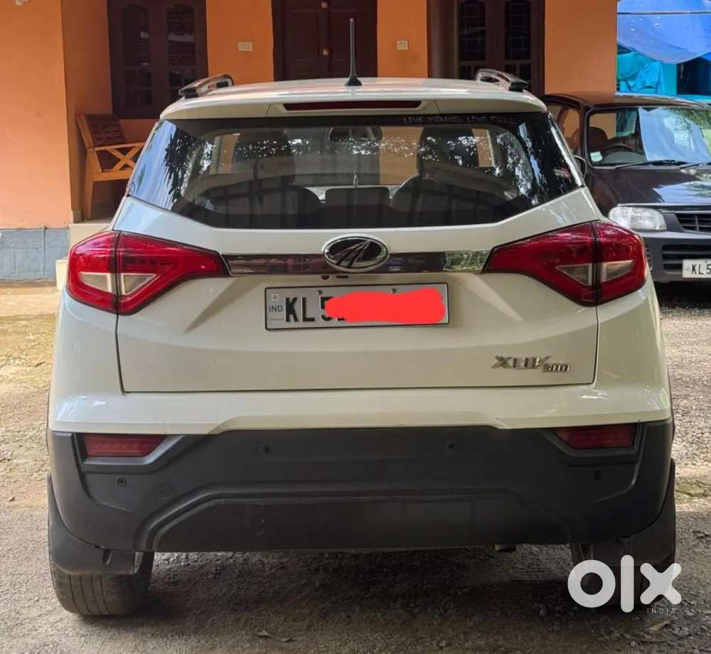 Mahindra Xuv300 2019 Petrol Well Maintained