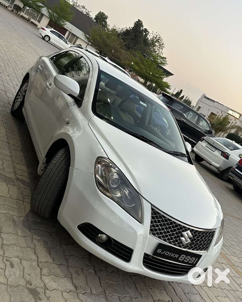 Maruti Suzuki Kizashi Cvt, 2012, Cng & Hybrids