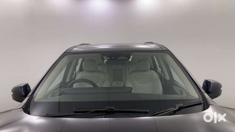 Mahindra Xuv700 2.0 Ax 7 Petrol At Luxury Pack Str, 2022, Petrol