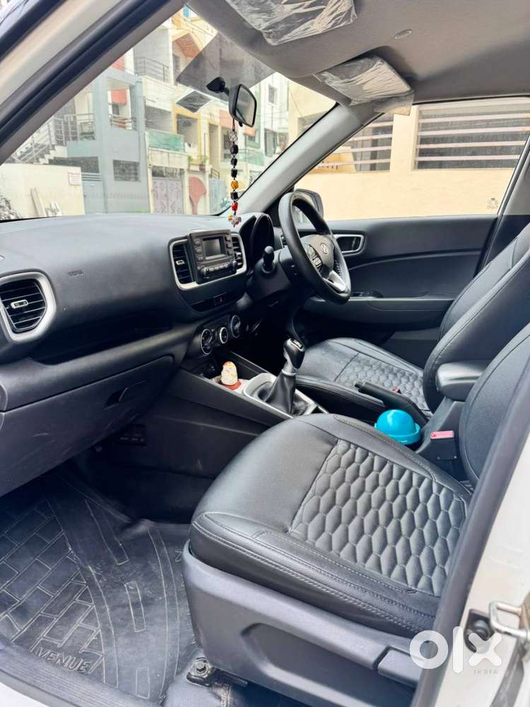 Hyundai Venue S Diesel 2021