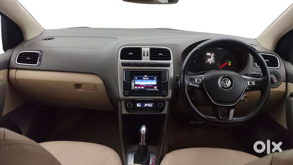 Volkswagen Vento Petrol Highline At, 2017, Petrol